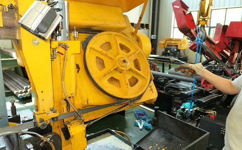 城步金属带锯床的日常使用和保养注意事项！